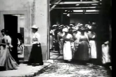 這三部經(jīng)典的英國(guó)紀(jì)錄片,《夜與霧》引人深思,你看過(guò)嗎?